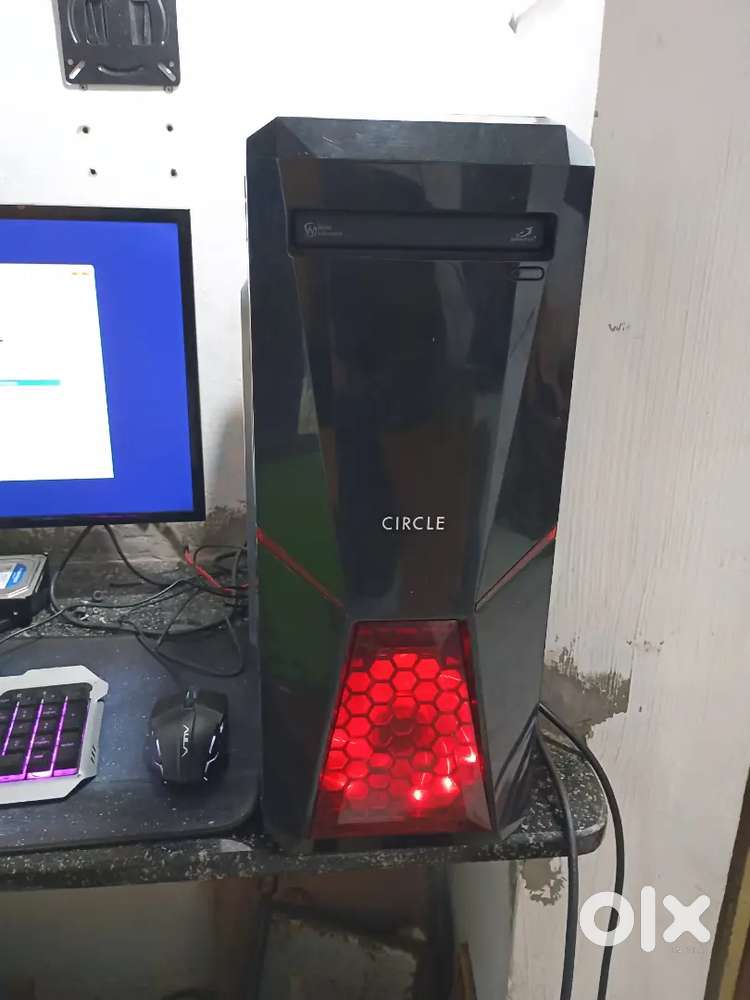 Heavy and powerful Editing PC i7 6th generation, 8GB Ram, 256GB SSD