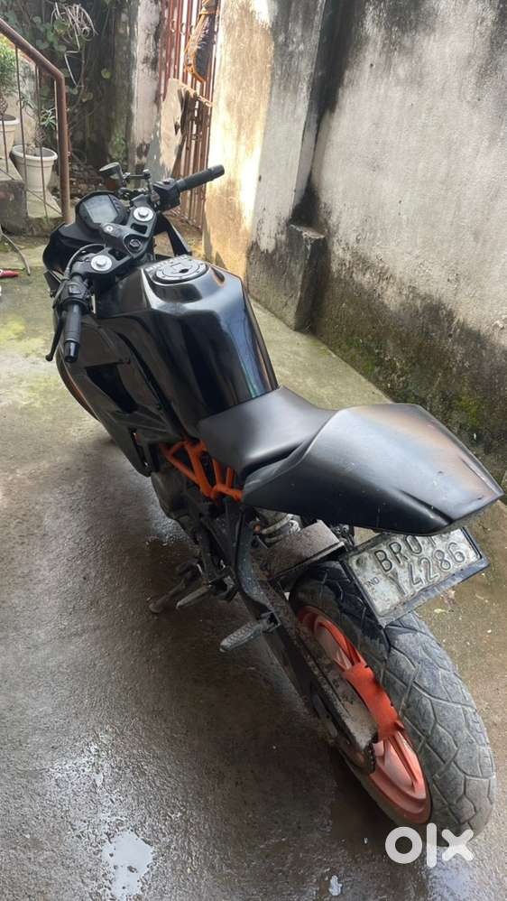Ktm rc 200 (2016)