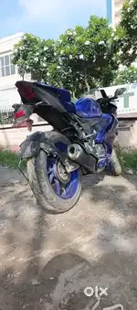 Selling my metallic blue r15v4, completely new in condition