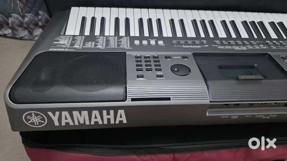 Yamaha Keyboard PSR I500