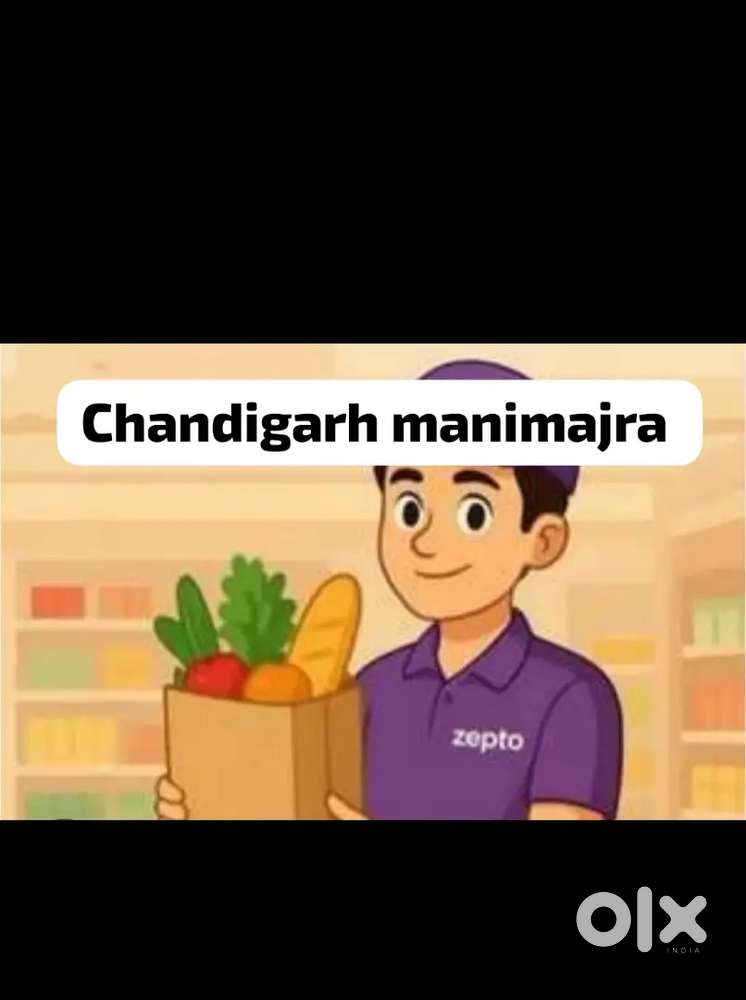 Picker packer loading unloading