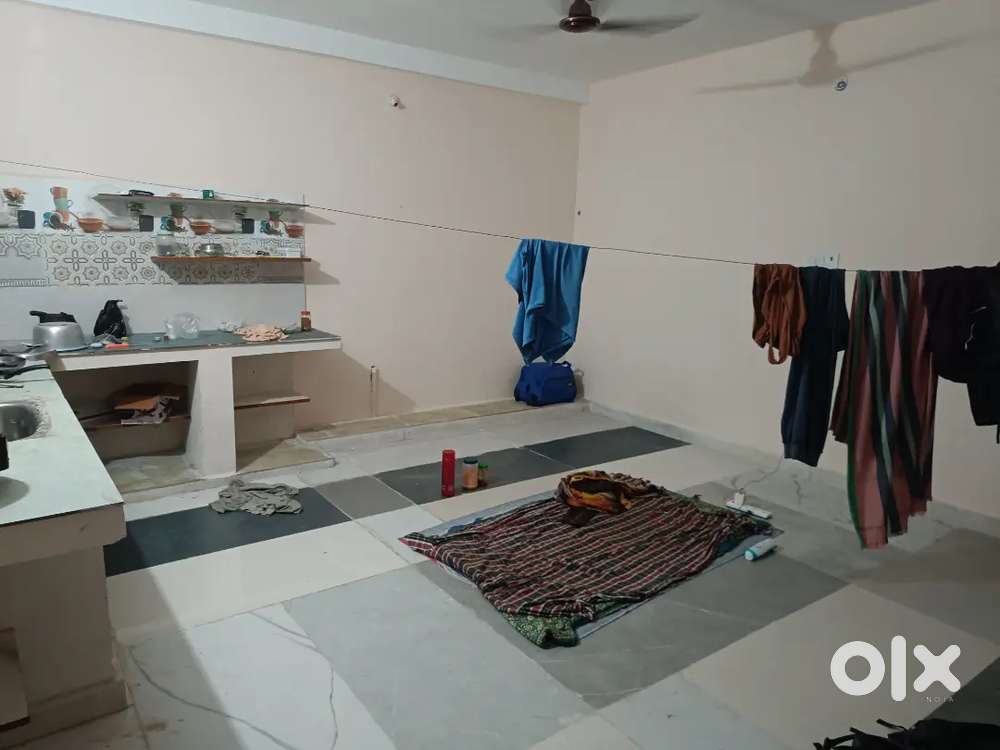 Room rent 2000 advance 6000