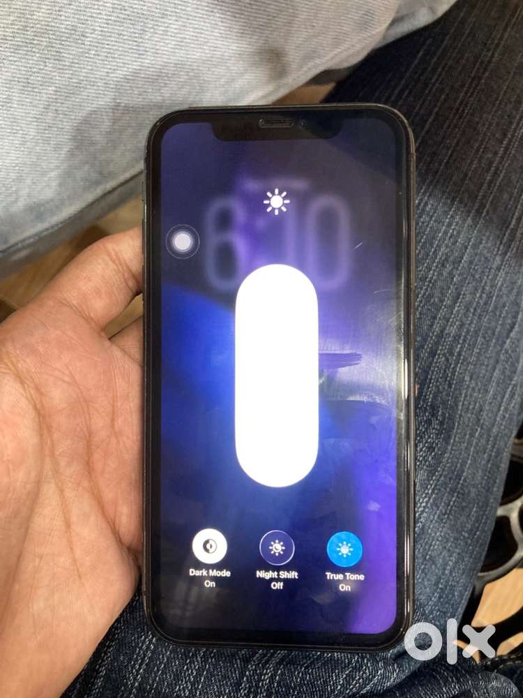Iphone 11, in good condition