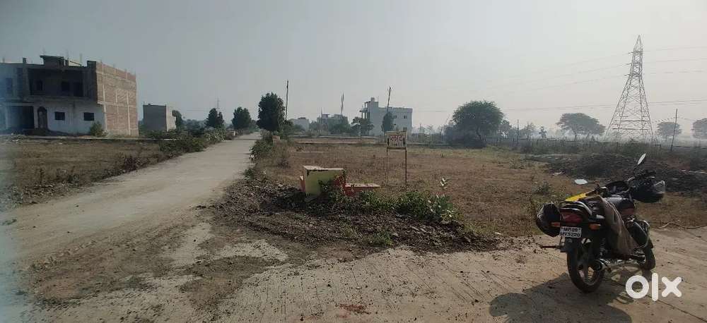 Korner ka plot hai, development colony, cemented Road, Jawer,ashta kpa