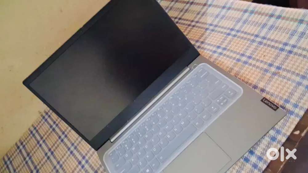 Lenovo thinkbook i5 10th generation 8,256 gb warient