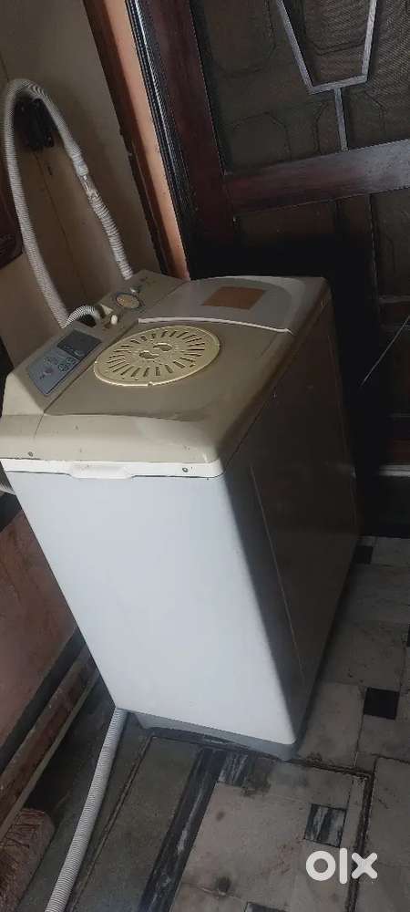 Lg semi automatic 7 kg
