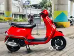 VESPA ONLY 9000 KM RUN vehicle