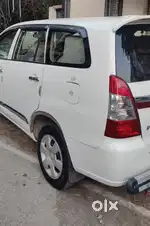 Innova g petrol