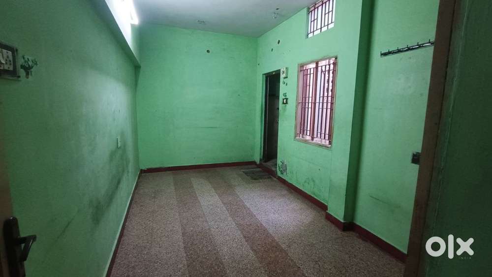 1 BHK House with 2 Bathrooms available for rent