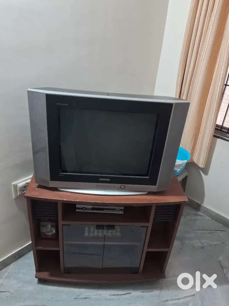TV SAMSUNG 21' PLANO