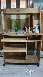 Computer table