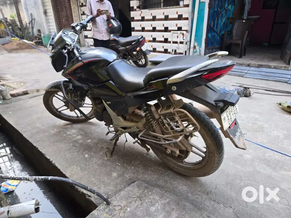 Gadi me koi problem nahi h first owner gadi