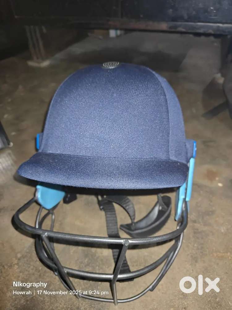 BRAND NEW BATTING HELMET