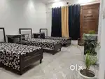 ( WELL BUILD WITH FOOD AC P.G FOR BOYS & GIRLS PHASE 7 & 3B2 MOHALI )