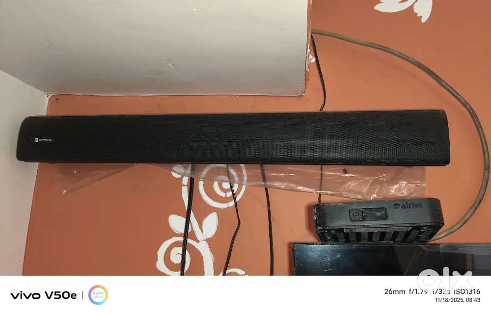 Home theaters day speaker