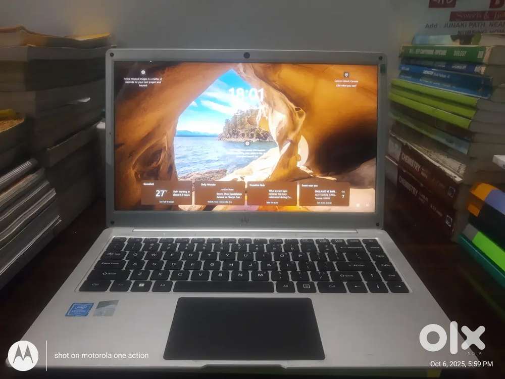 Intel walker laptop 4 GB ram 128 storage