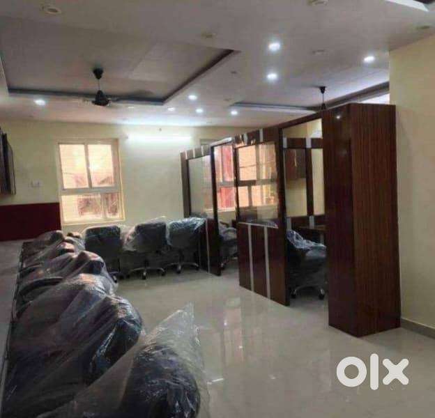 Spacious Furnished Commercial Office for Lease in Laxmi Nagar