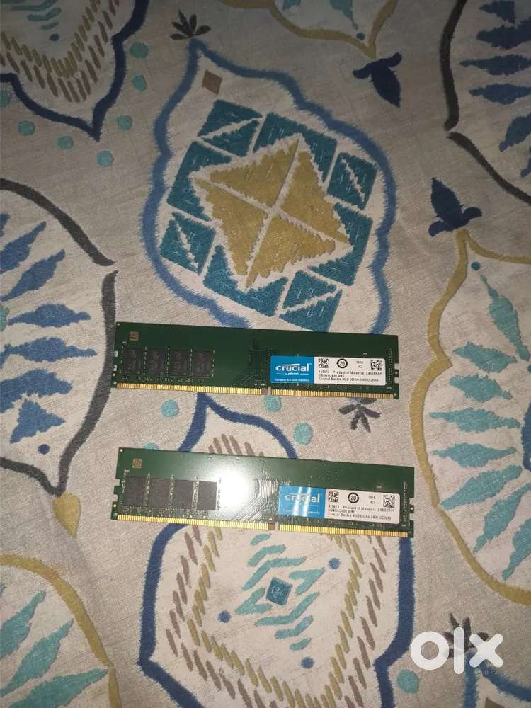 Crucial 8GB (4GB X 2) DDR4 RAM
