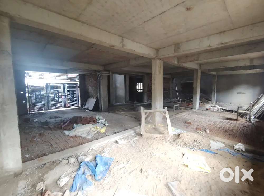 Space for office , bank , showroom , etc