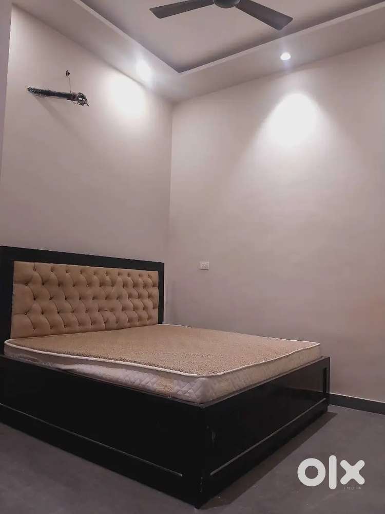 1 Room Set Furnished