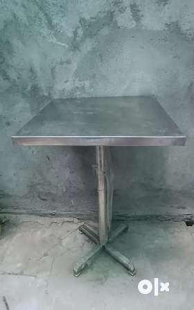 Product name:- Steel tableCondition:- UnusedWeigh:- 3-4kgHeight:-38cmIn excellent condition