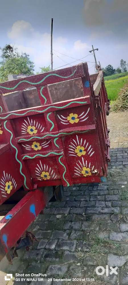 Trolley प्रेशर जैक 25 टन के साथ बढ़िया कंडीशन में है, पैसे की जरूरत है