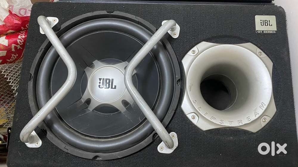 JBL Woofer + Amplifier combo - Excellent  Powerfull Bass