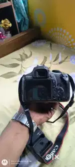 CANON 1300D