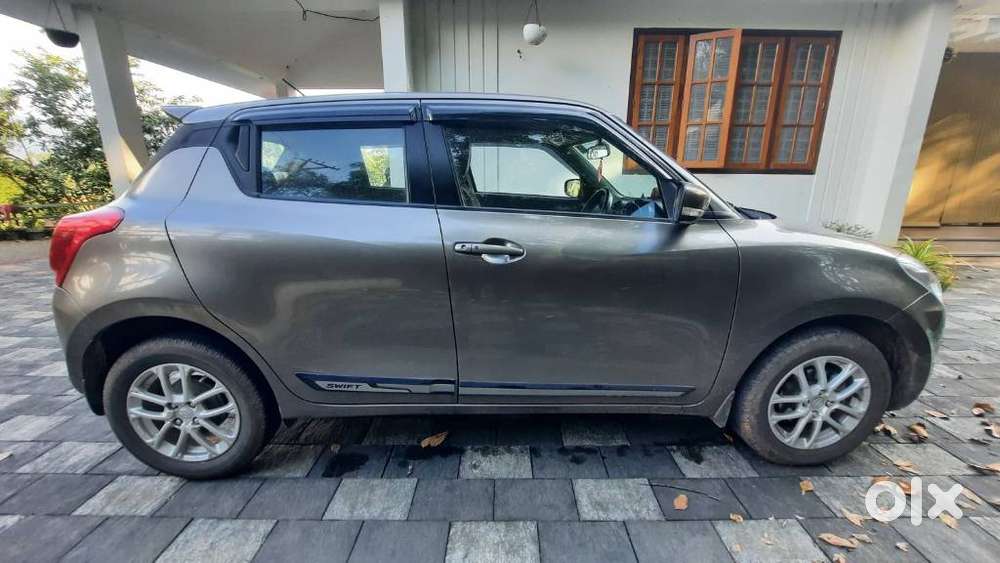 Toyota Qualis RS, 2003, Petrol