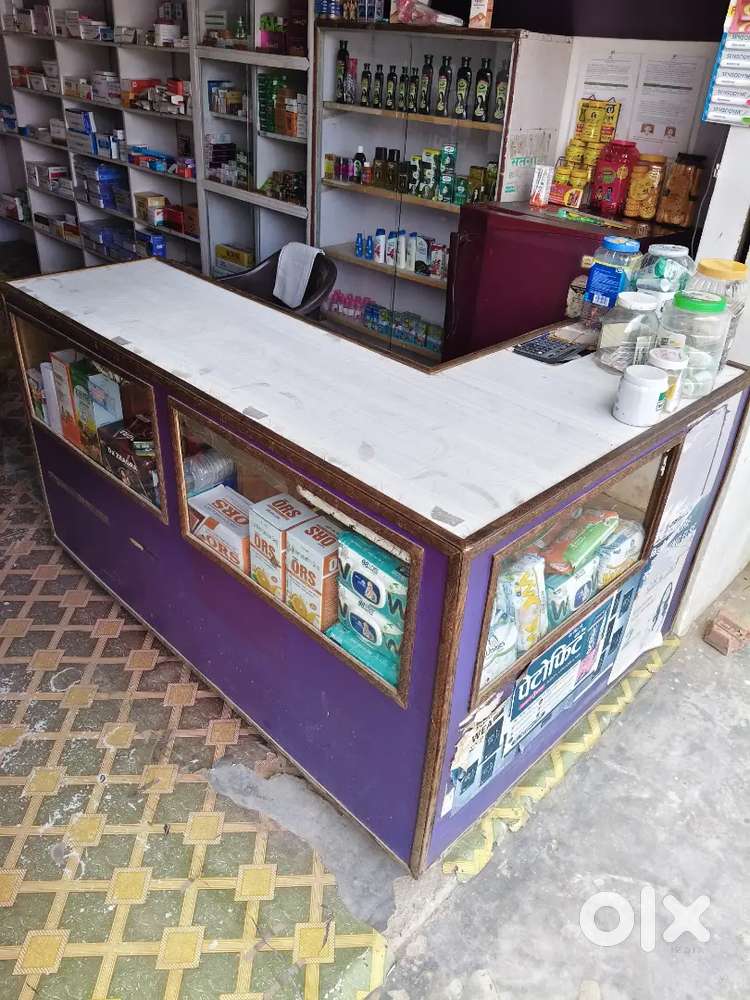Medical store furniture agr kisi ko lena ho to contact kre