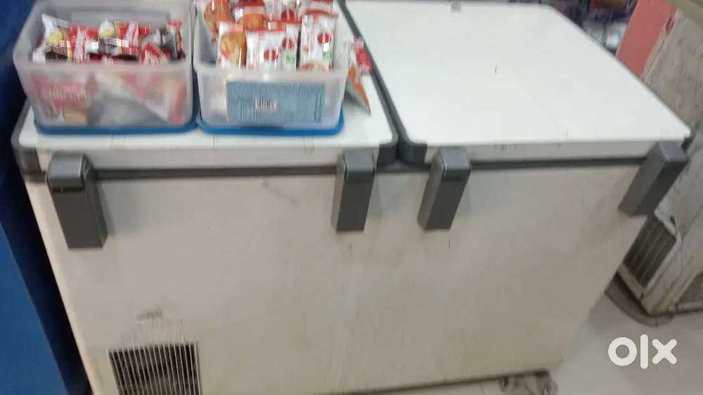 Voltas freezer