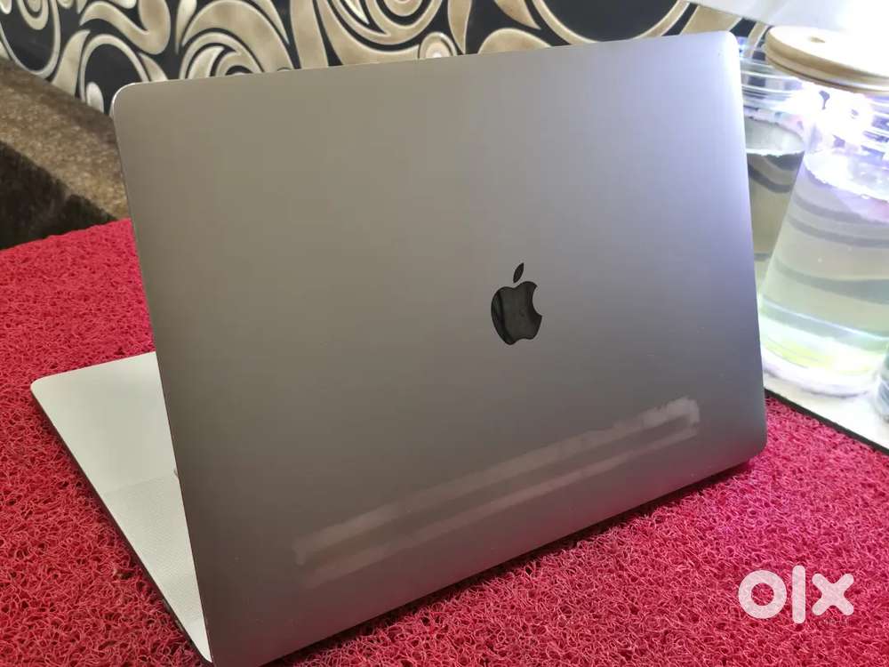 Apple Macbook Pro 2021 i7 16gb 512gb 5.5gb Graphics 16inch Retina