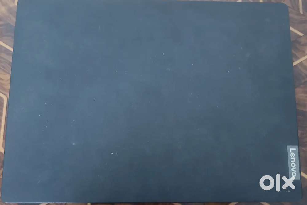 Lenovo laptop 4gb ram   windows 11. Good working condition