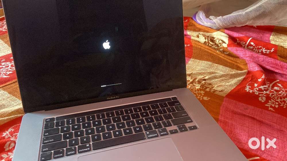 Mackbook pro i7 16 inch buy in 2021