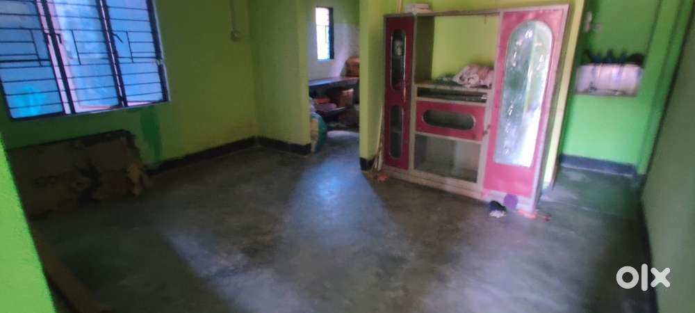 Ground floor , no noise , 24/7 water available