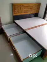 Bed with Drawer