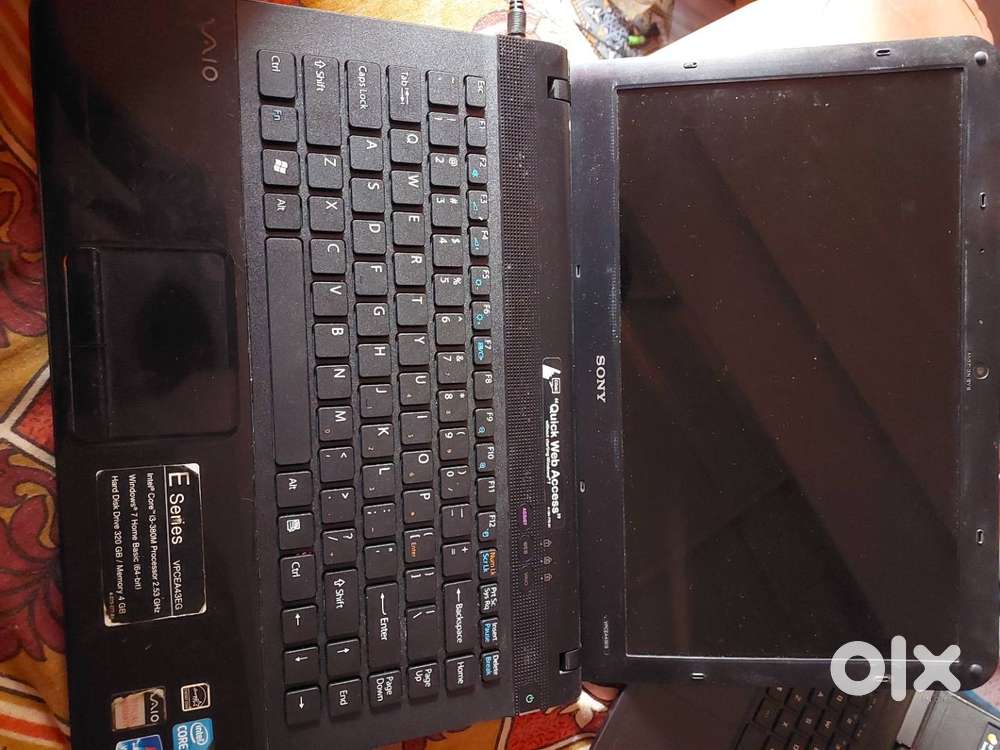 Sony VAIO E Series VPCEA35EG  Core i3  8GB RAM  512GB HDD  15.5 S