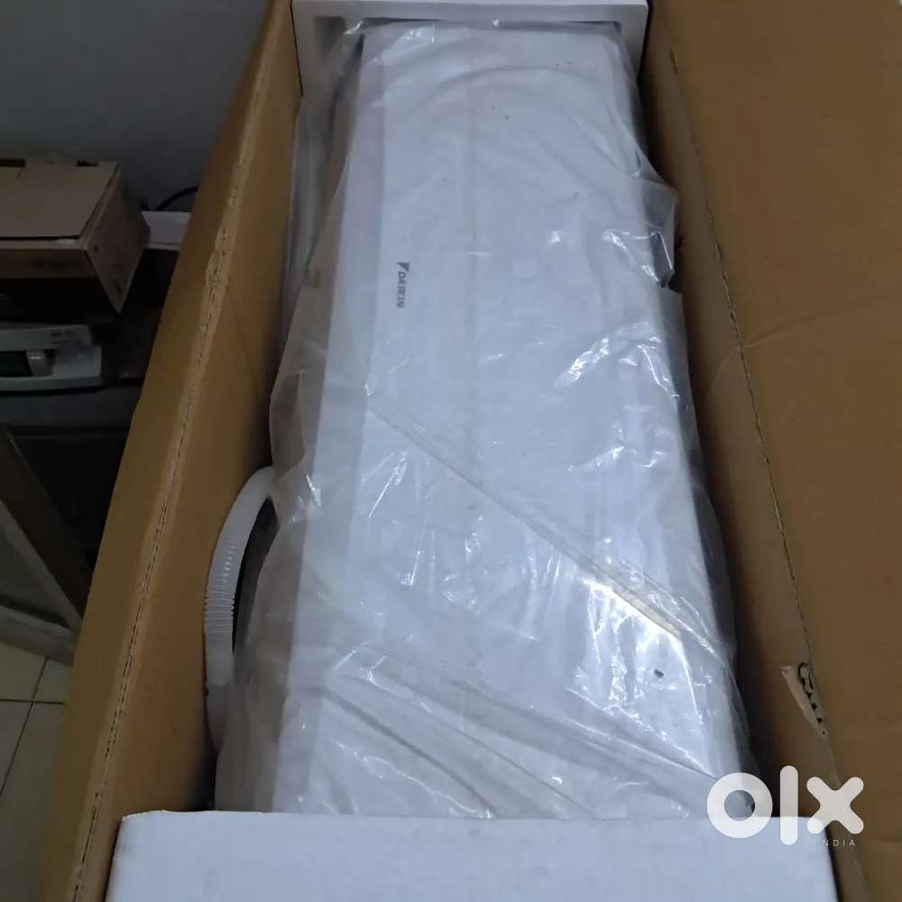 Diakin 2 ton 5 star non inverter brand new sealed pack with warranty.
