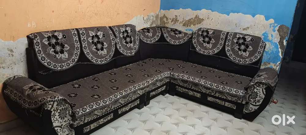 7 seat sofa 8 Mahina use