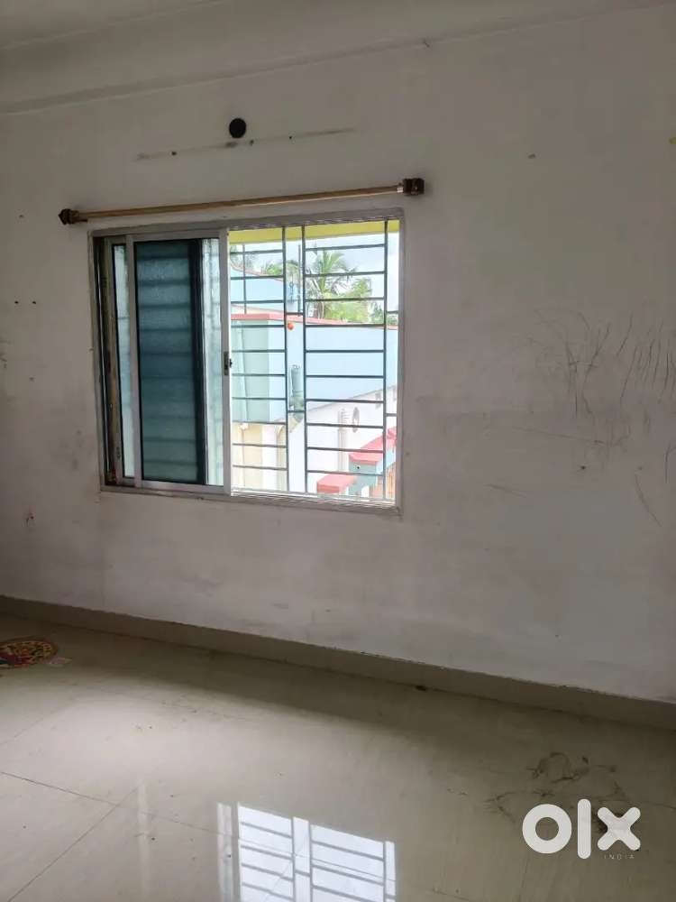 2bhk flat _ bedroom 2 Bathroom 1 Dinning 1 kitchen 1 balcony 1 670 s