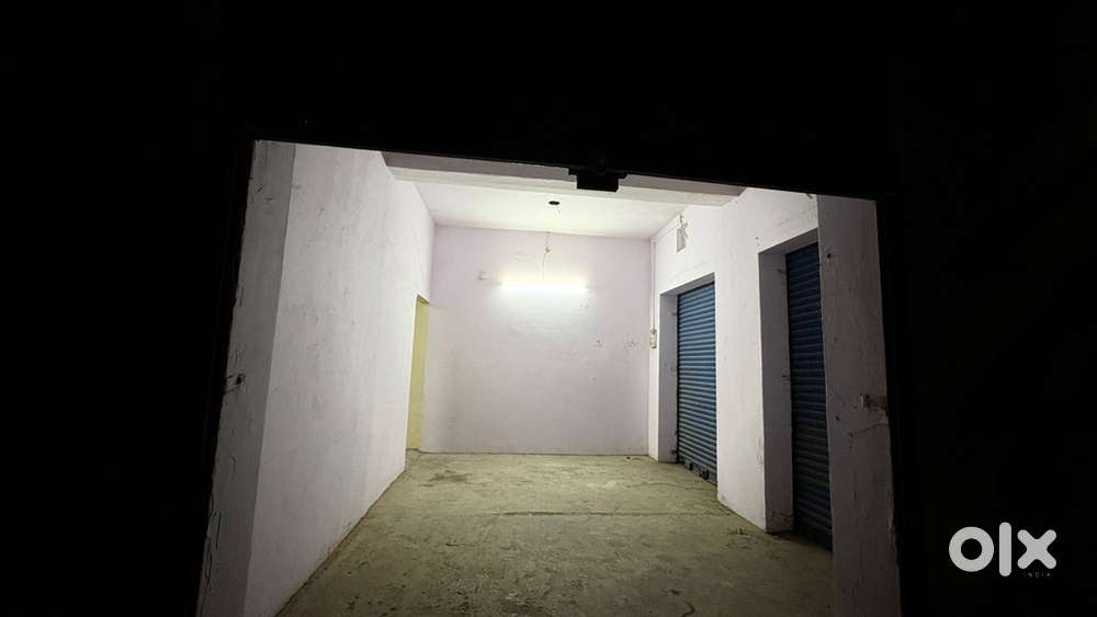 Ready To Move Commercial Space. On Road Property