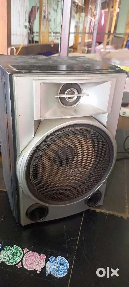 Sony speaker boxes 2