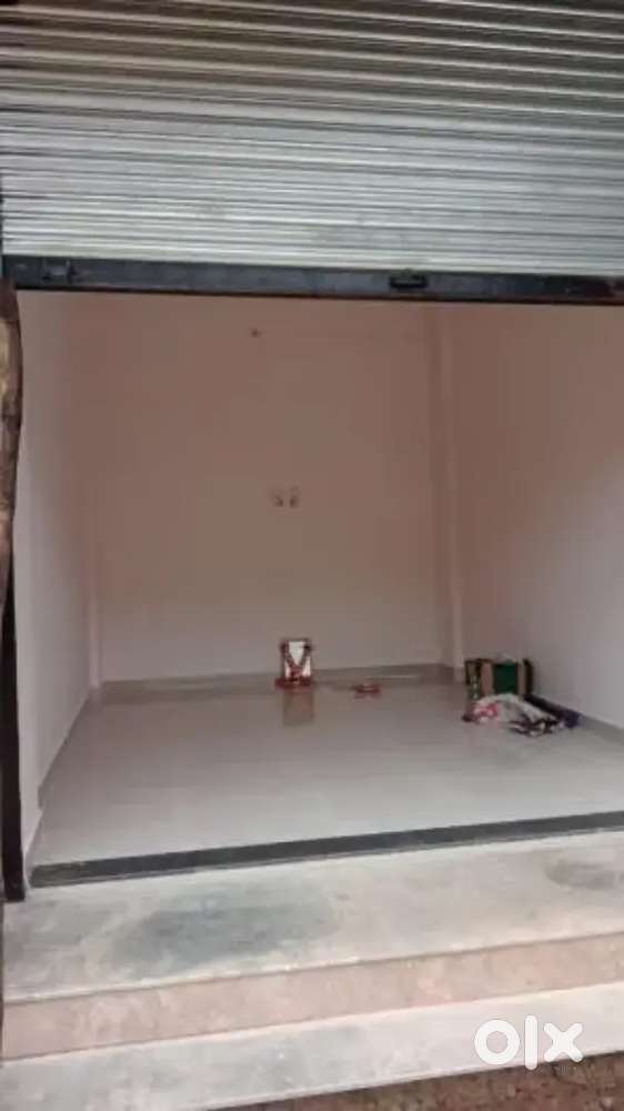 Shop for Rent – Opposite MS Kalyana Mandapam, Jaihindpuram, Madurai