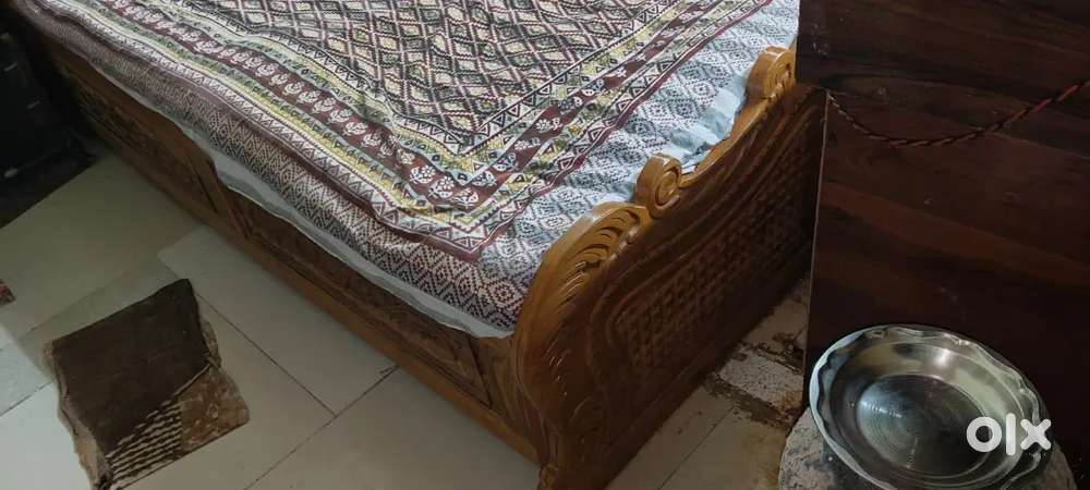 Piivar sagwan .2 mhina.usz.koie.part karab nhi hai