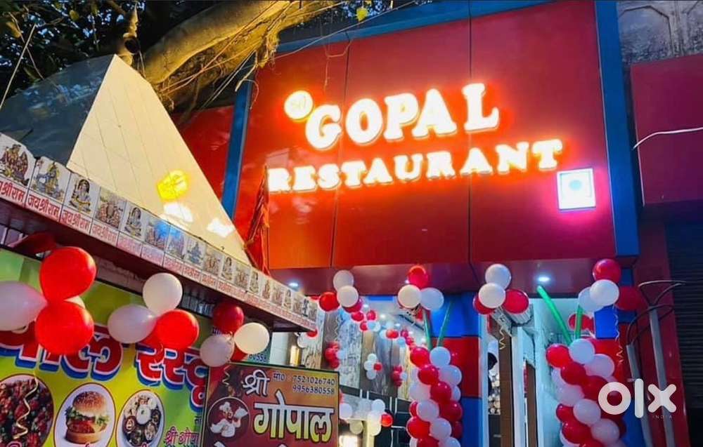 Waiter helper indian chef