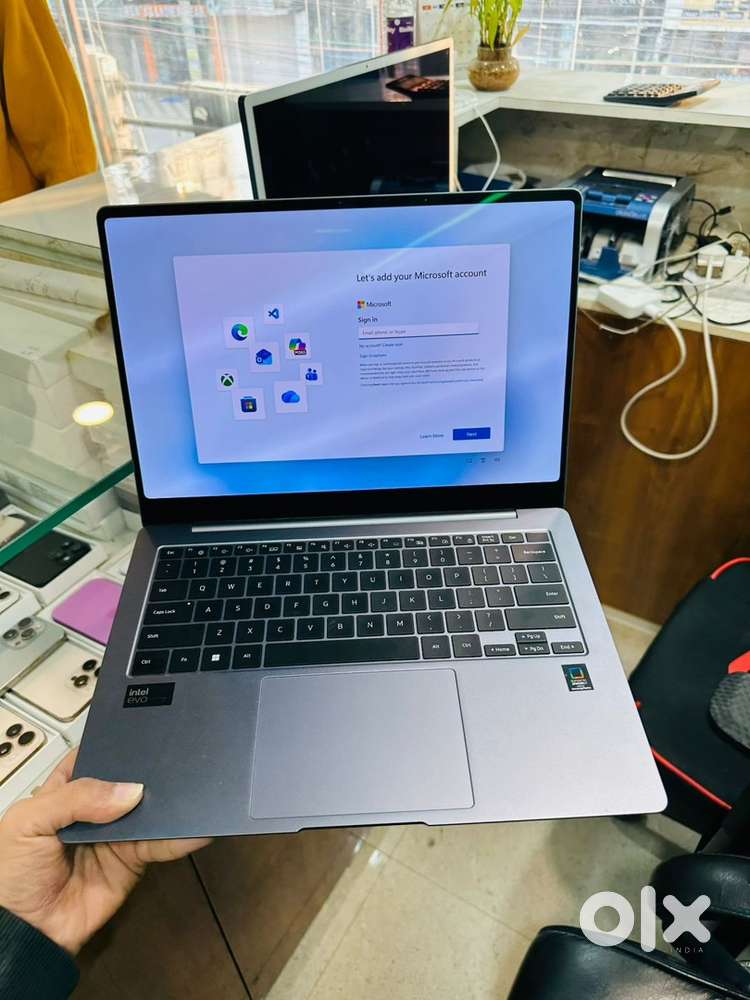 GALAXY BOOK 4 PRO 16/512GB ULTRA 7 12 MONTHS UNUSED INDIAN FIXED