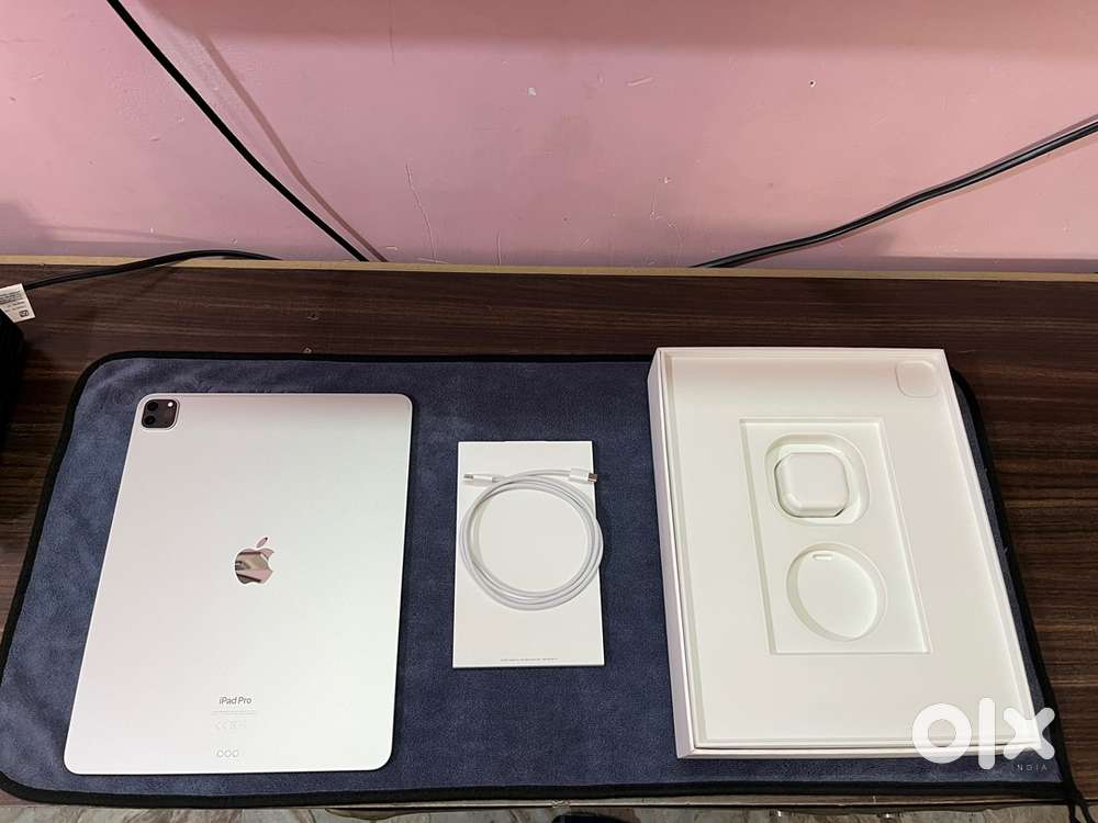 Ipad pro 12.9 inch 6th gen