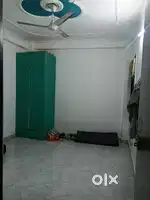 Mere pass 1 bhk hai.