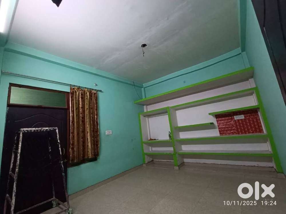 Fully furnished 2 BHK Rooms