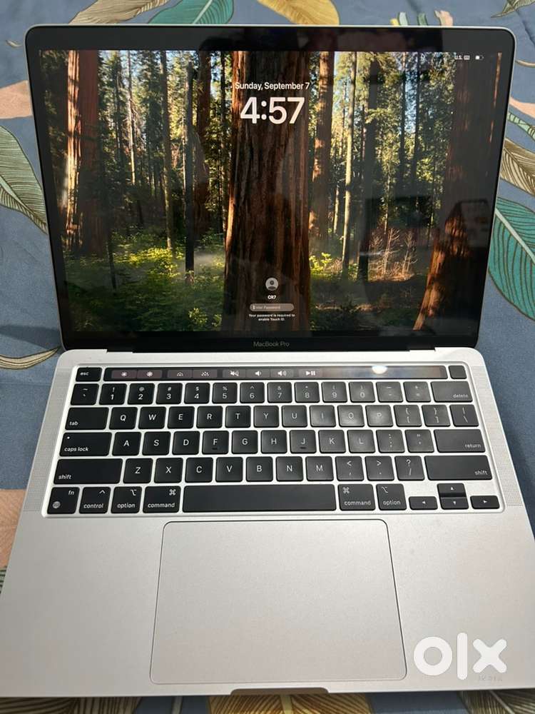 Macbook Pro M2